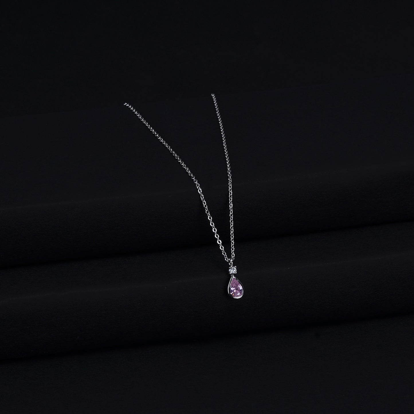 Neckalces & Pendants