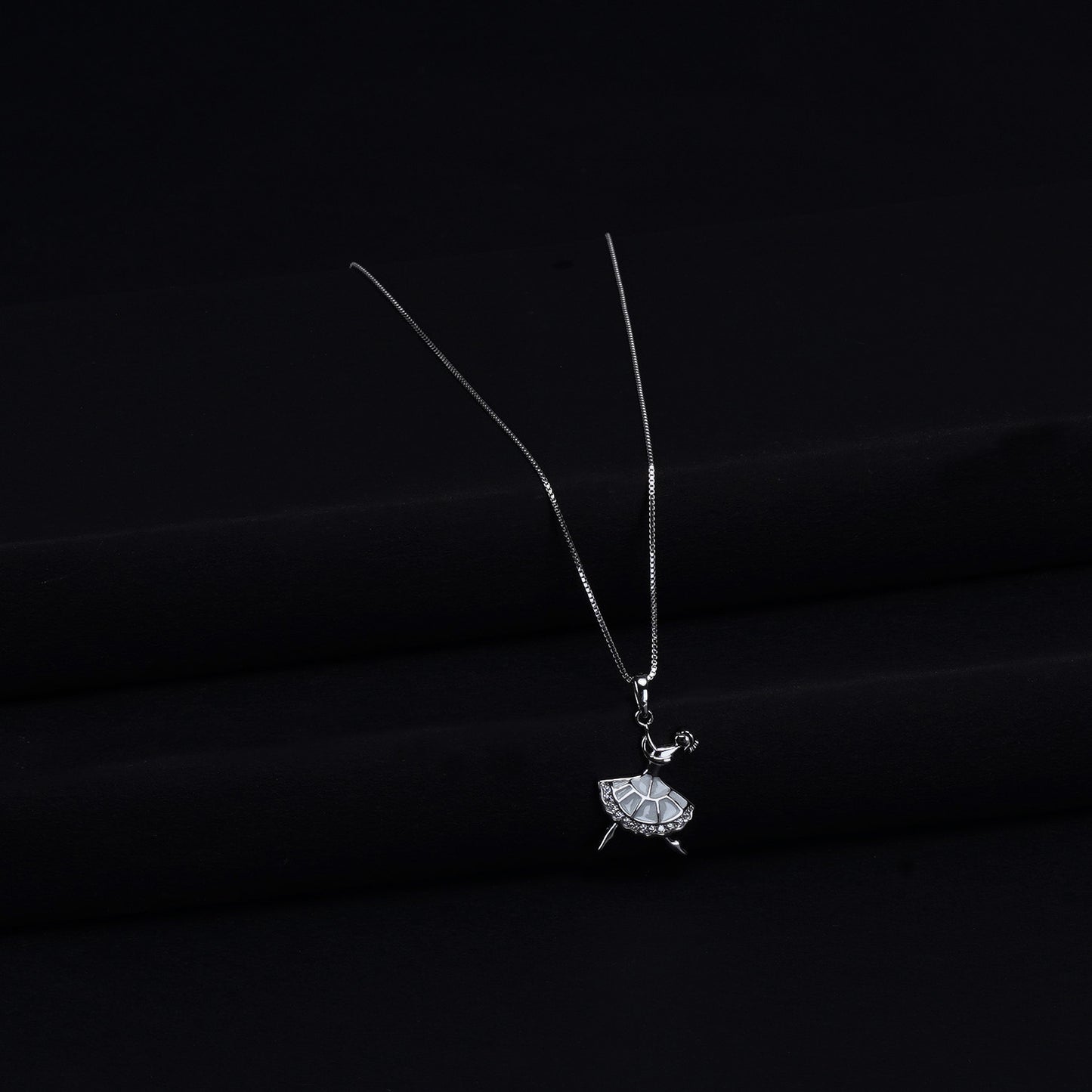 Neckalces & Pendants